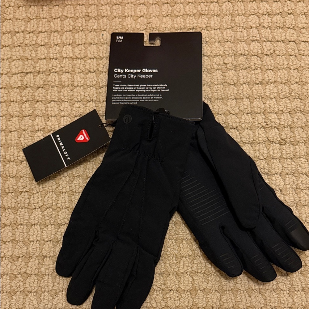lululemon City Keeper Gloves in Black